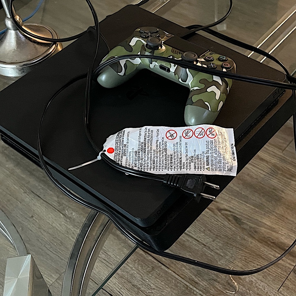 SONY PLAYSTATION 4 PRO